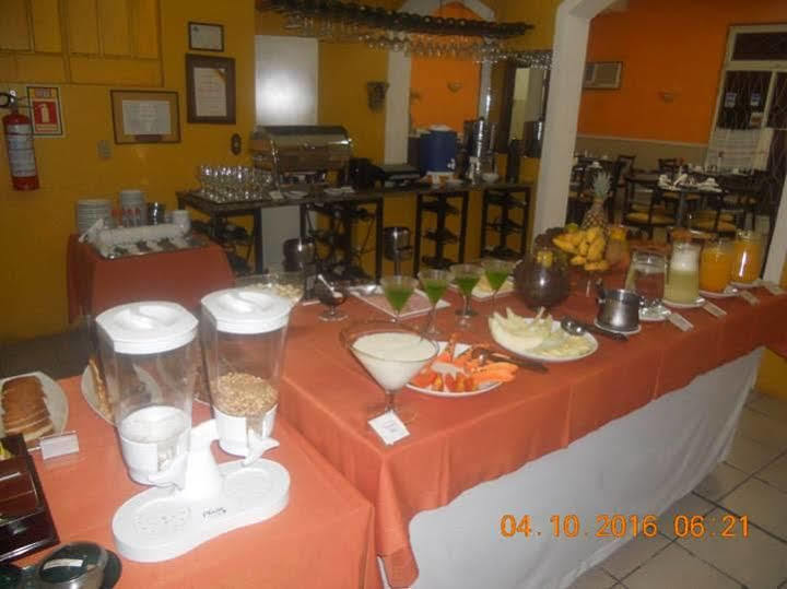 Hotel Ibiá Montenegro Buitenkant foto